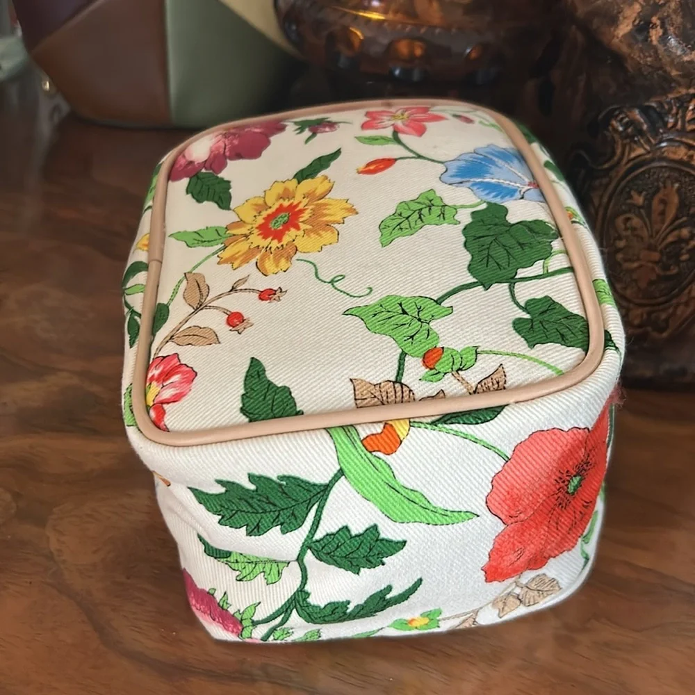 TALBOTS Floral Cosmetic Case
